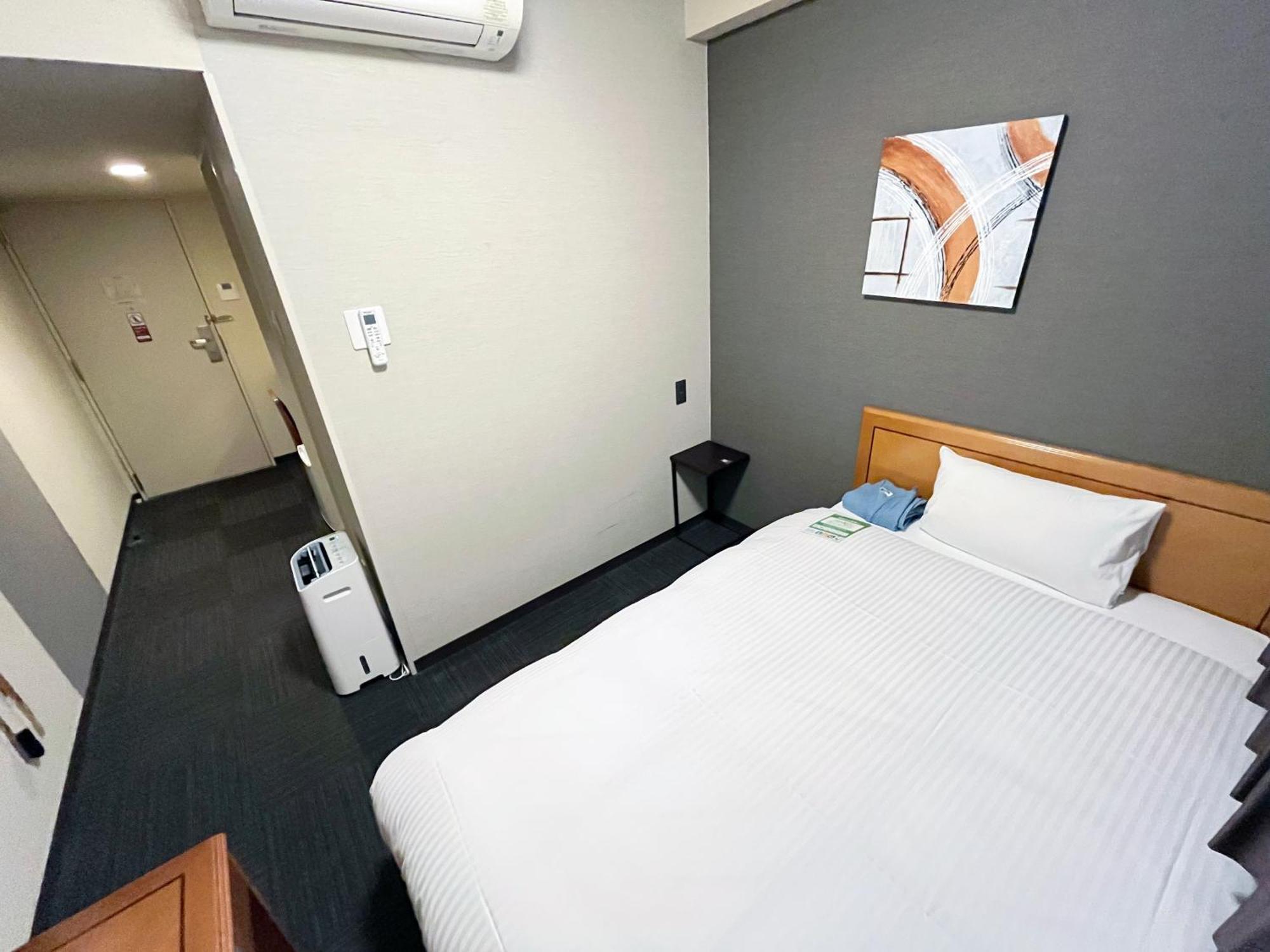 Hotel Route-Inn Naha Asahibashi Eki Higashi Экстерьер фото