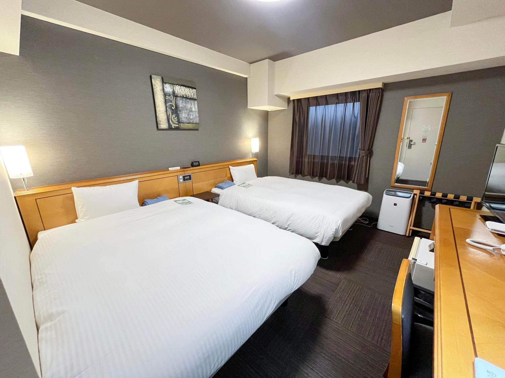 Hotel Route-Inn Naha Asahibashi Eki Higashi Экстерьер фото